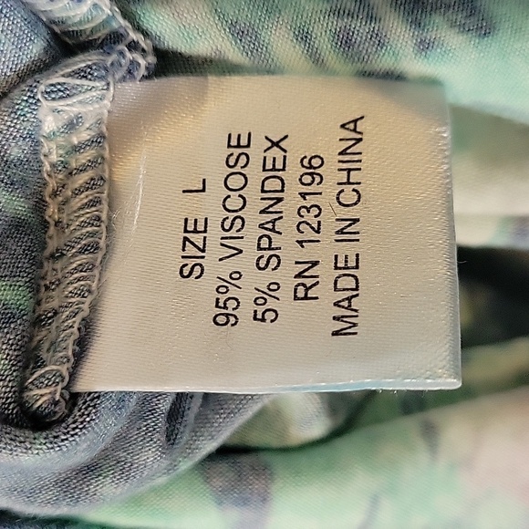 PATAERIO Watercolor Tie dye Slant Hemline Shirt Large preowned - Picture 8 of 11